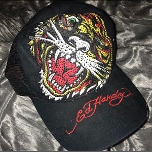 Ed hardy trucker hat